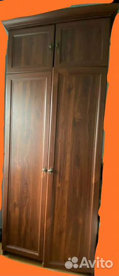 Шкаф