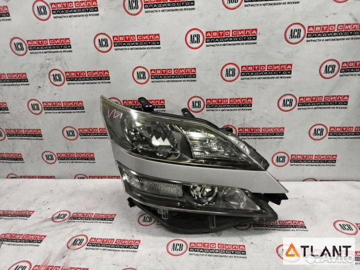 Фара правая toyota vellfire
