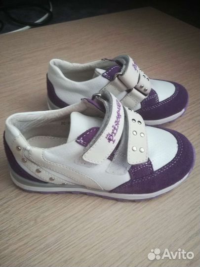 Кроссовки для девочки, 25 р
