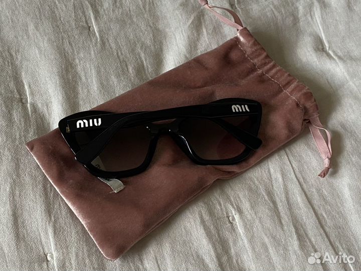 Очки MIU MIU