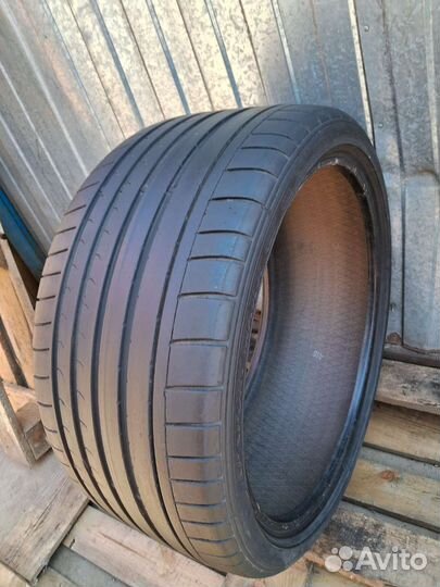 Dunlop SP Sport Maxx GT 275/30 R20