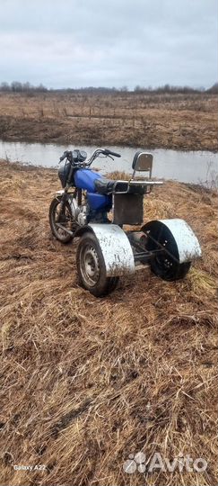 Три цикл вездеход