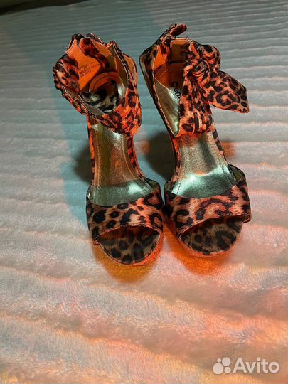 Босоножки женские 37 размер на платформе