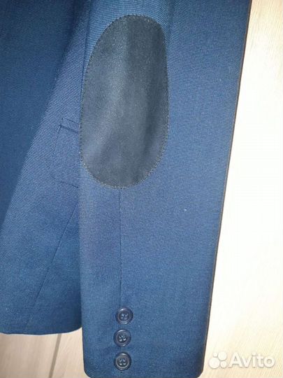 Брючный костюм