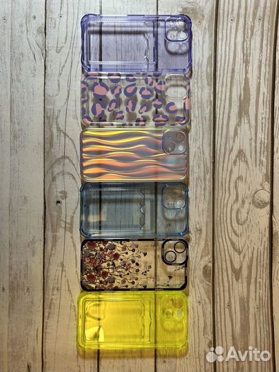Чехлы на iPhone 14