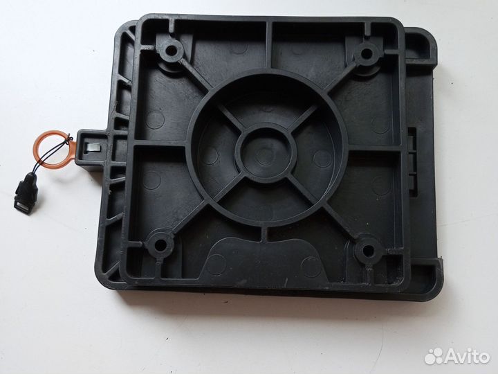 Поворотный механизм для кресла в лодку