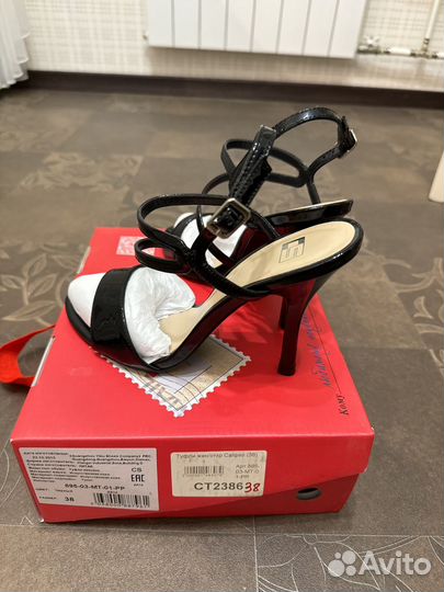 Босоножки женские