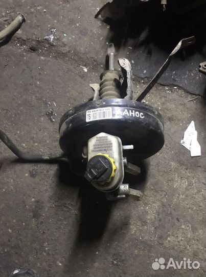 Вакуумный усилитель тормозов ланос