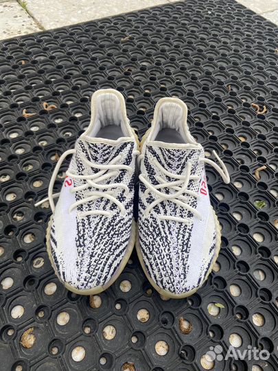 Кроссовки adidas Yeezy boost