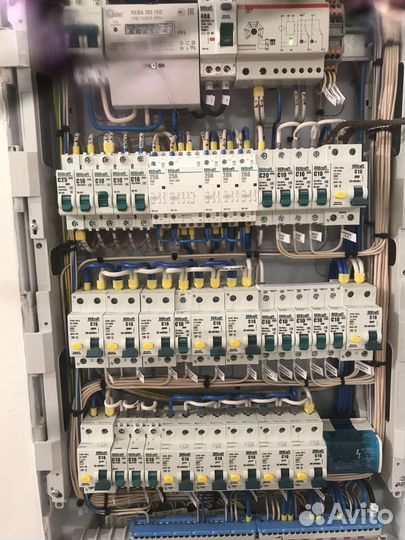 Электромонтажник,и слаботочник