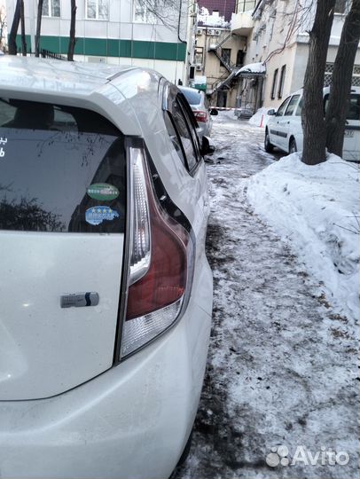 Задние стопы aqua прави