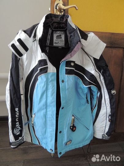 Лыжный костюм женский