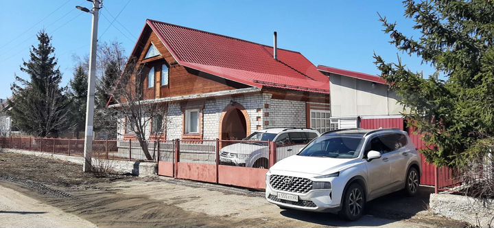 Дом 170 м² на участке 12 сот.