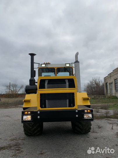 Трактор К700