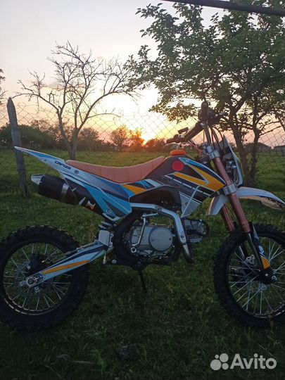 Продаю питбайк