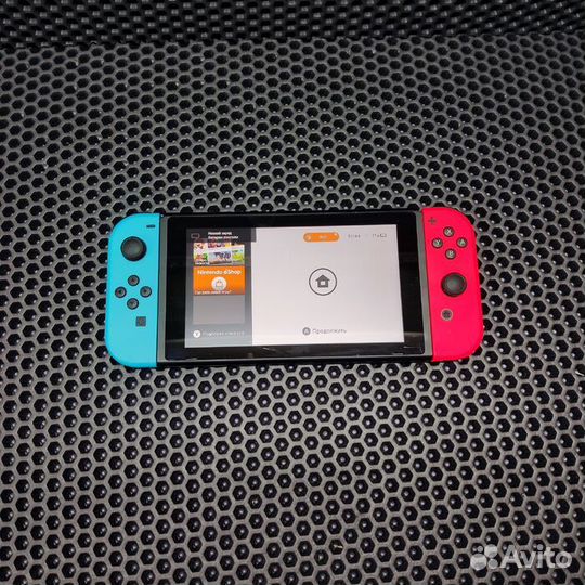 Игровая приставка Nintendo Switch (Рассрочка / В2)