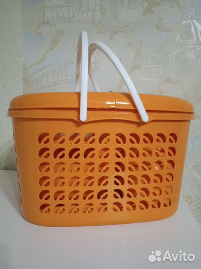 Набор для пикника в корзине