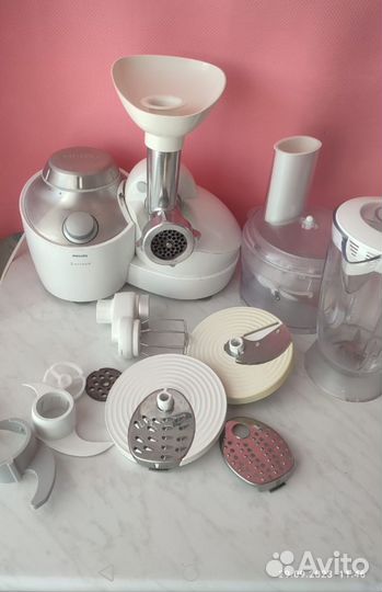 Кухонный комбайн Philips essence HR7765