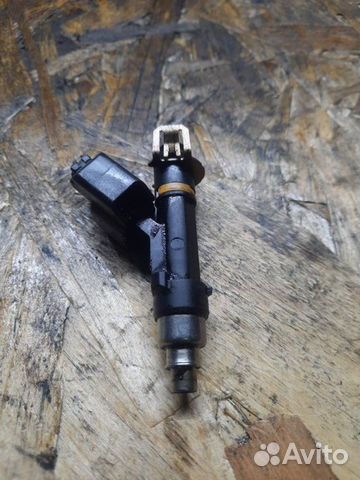 Форсунка Mazda 6 хэтчбэк 5 дв. 2.0 LF17 2008
