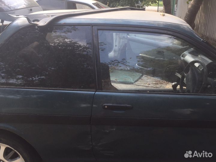 Стекло переднее правое toyota corolla2 EL41