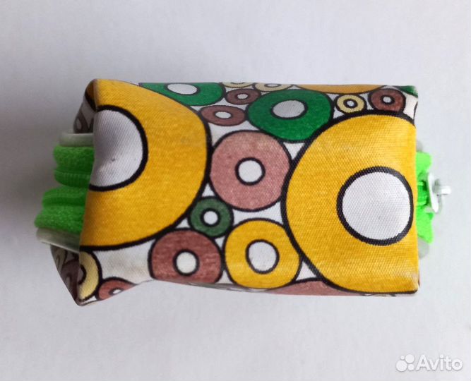 Кошелек на молнии для мелочи зеленый