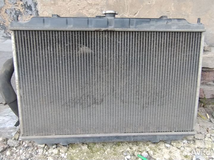 Радиатор охлаждения с диффузором Nissan Maxima A32