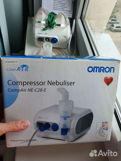 Ингалятор небулайзер omron