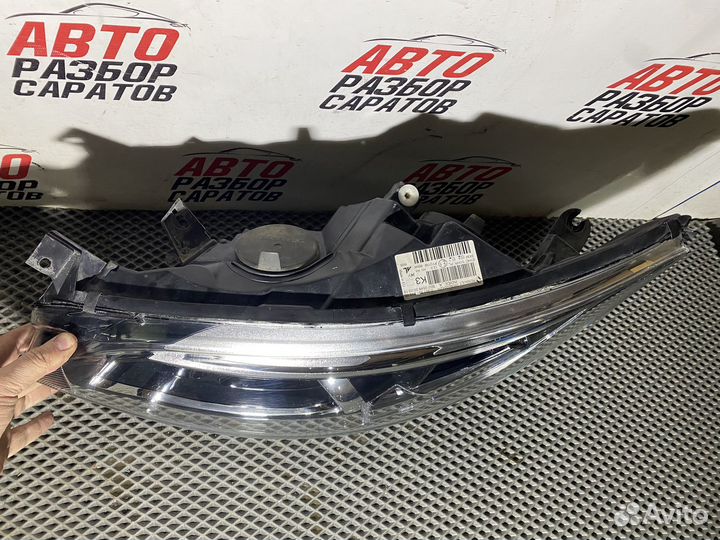 Фара левая Renault Kaptur оригинал в идеале