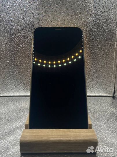 iPhone Xs, 64 ГБ
