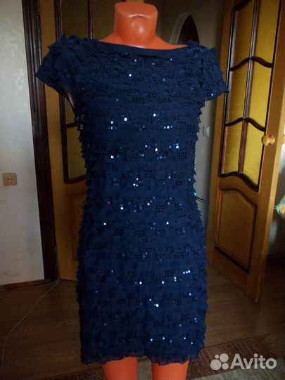 Платье с пайетками