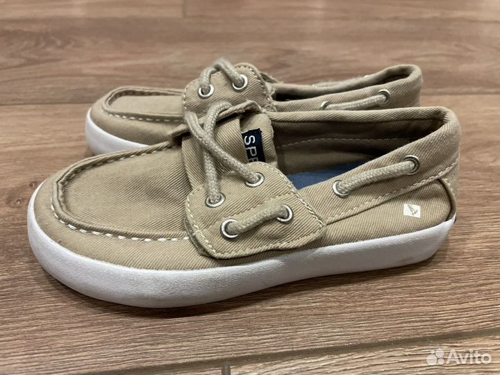 Топсайдеры sperry