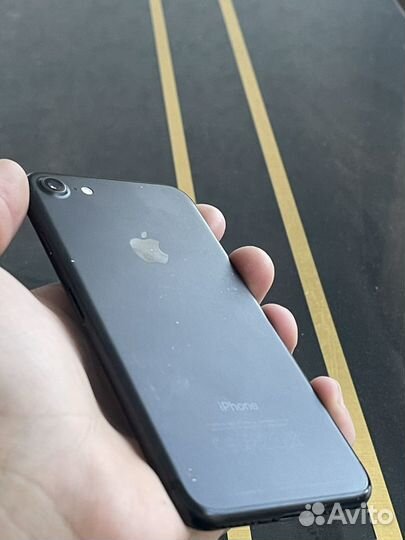 iPhone 7, 128 ГБ