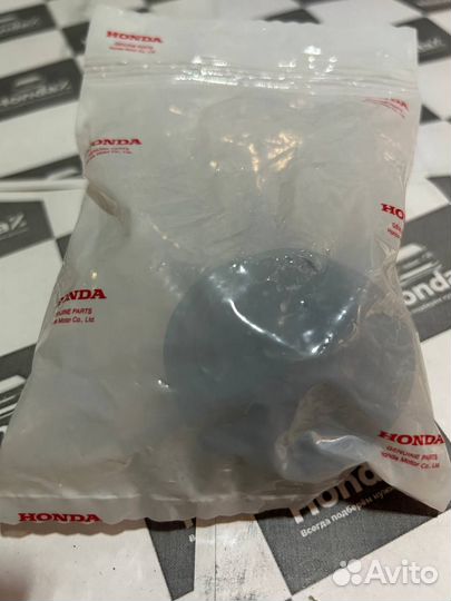 Крышка маслозаливная Honda Civic 8 1.8 CR-V 3 2.0