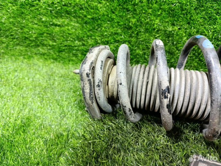 Стойка задняя левая Kia Sportage KM D4EA 2006