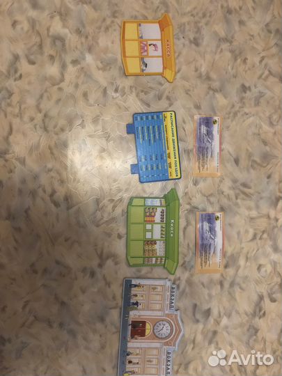 Железная дорога вокзал поезд игрушка