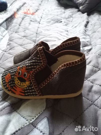 Тапочки детские новые