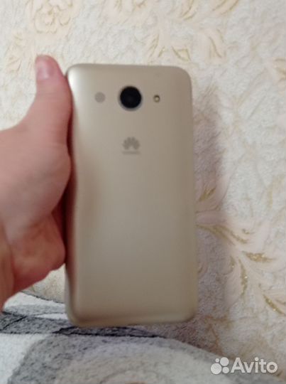 HUAWEI Y3 2017, 8 ГБ