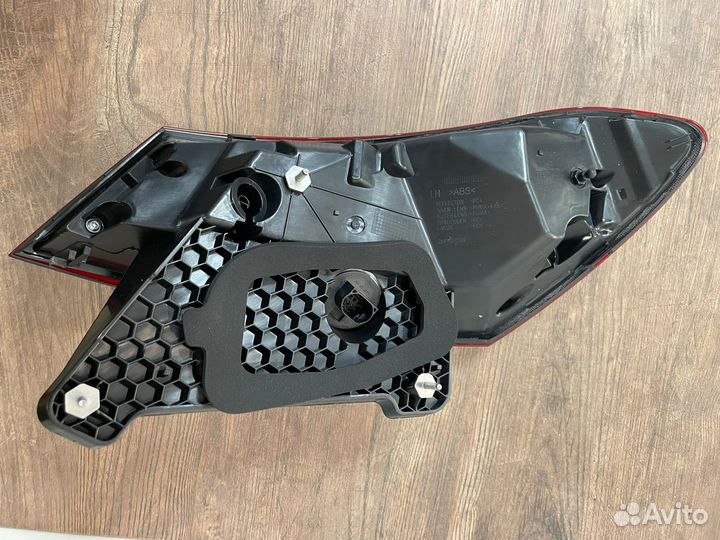 Фонарь задний левый наружный W213 Mercedes 2020