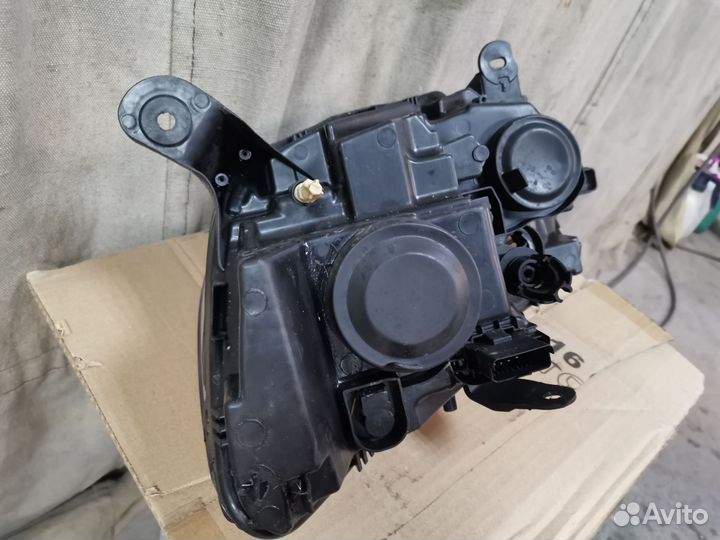 Фара Рено Логан2