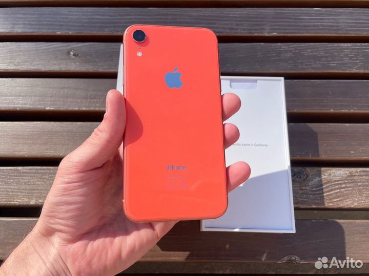 iPhone Xr, 64 ГБ
