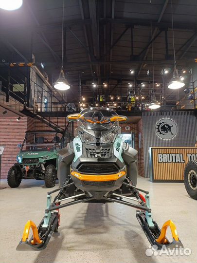 Новый BRP Ski-Doo Expedition Xtreme 850E-Tec 2024