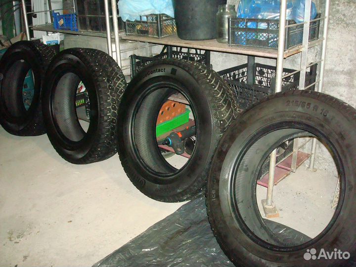 Continental Conti4x4IceContact 215/65 R16 102T