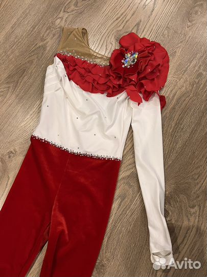 Комбинезон для художественной гимнастики