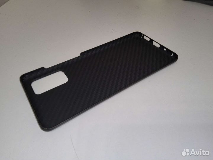 Продам карбоновый чехол на samsung s 20+
