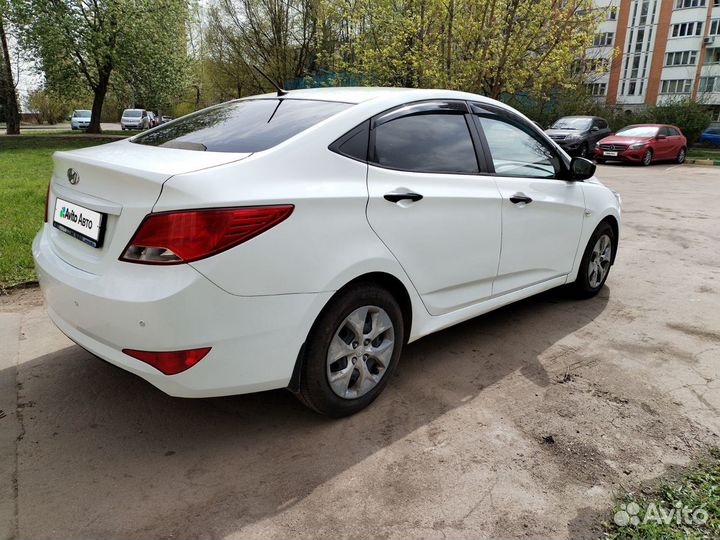 Hyundai Solaris 1.6 AT, 2015, 320 948 км