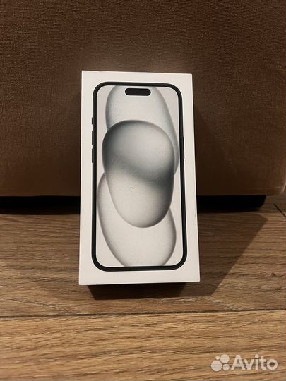 iPhone 15, 256 ГБ