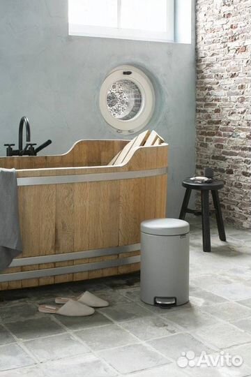 Мусорное ведро Brabantia NewIcon 119149 12л