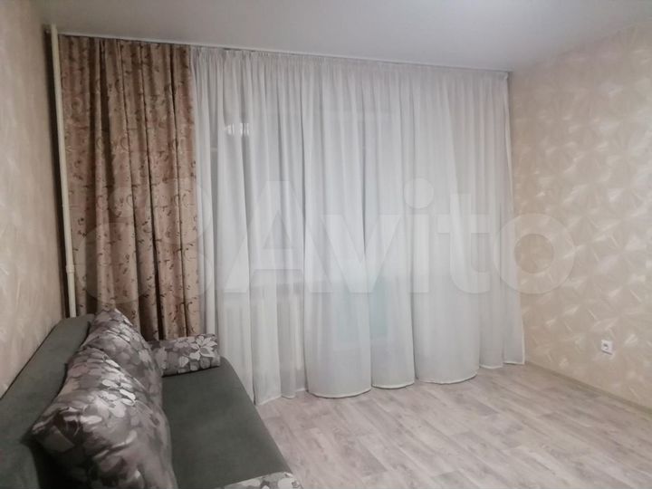 2-к. квартира, 42 м², 4/10 эт.