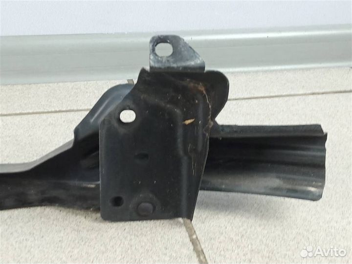 Траверса VW Touran 2003-2010