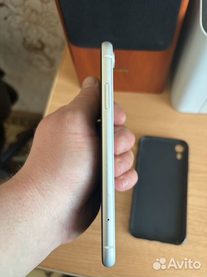 iPhone Xr, 128 ГБ